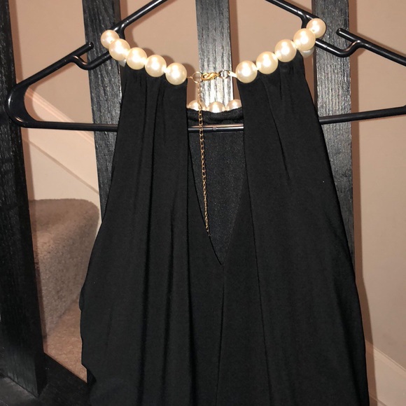 Black Flowy Dress. - Picture 4 of 5